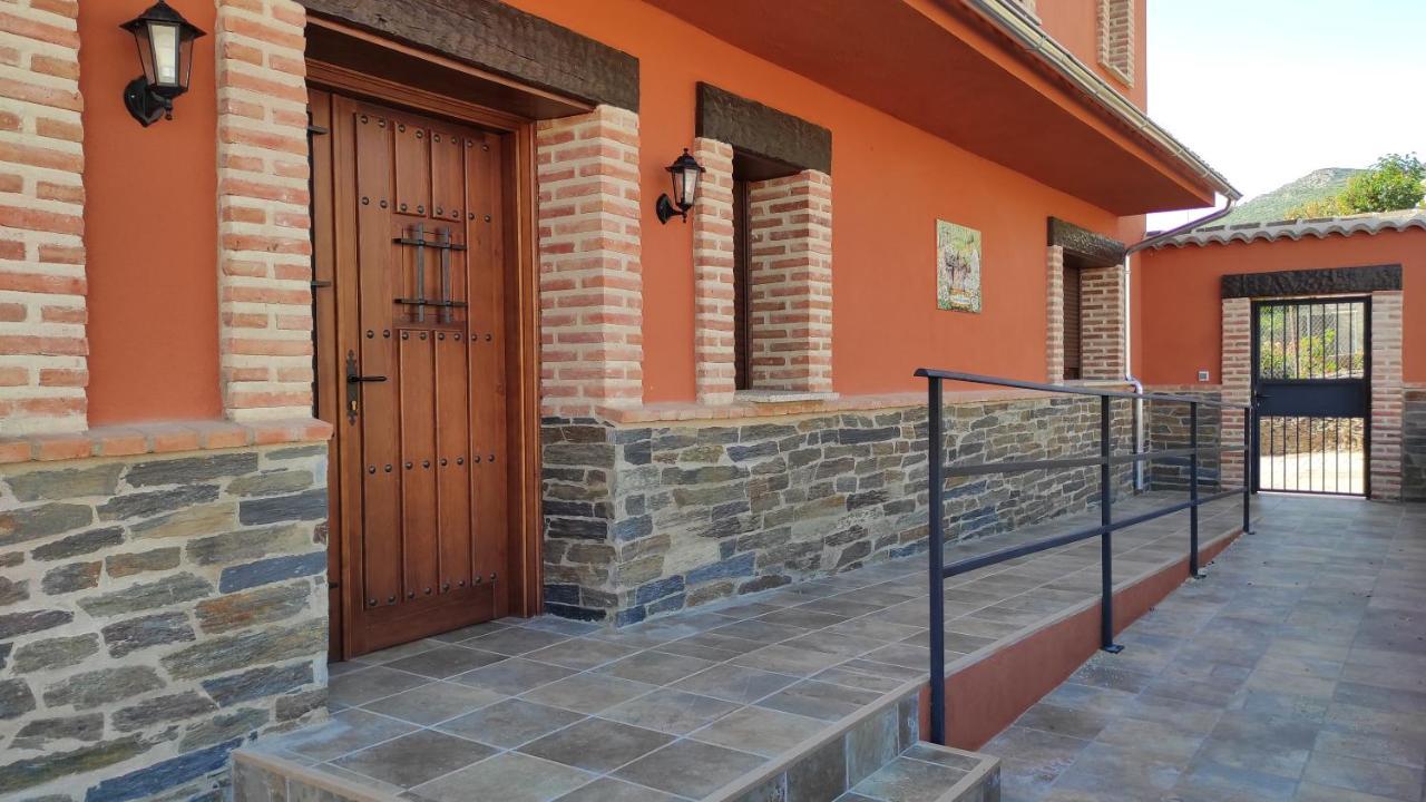 Casa Rural La Colmena Del Geoparque Navatrasierra 外观 照片