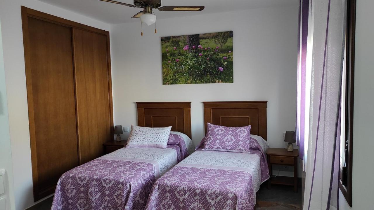 Casa Rural La Colmena Del Geoparque Navatrasierra 外观 照片